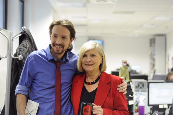 Pablo Iglesias conversa con Chantal Mouffe